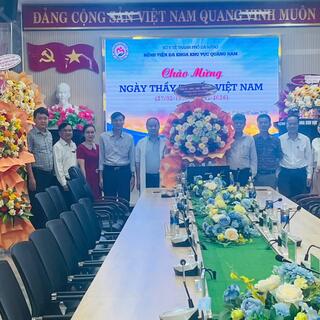 <a href="/van-hoa-xa-hoi" title="Văn hóa - Xã hội" rel="dofollow">Văn Hóa - Xã Hội</a>