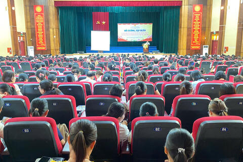 Phường Điện Bàn Đông khai mạc lớp bồi dưỡng, tập huấn chính trị hè năm 2026