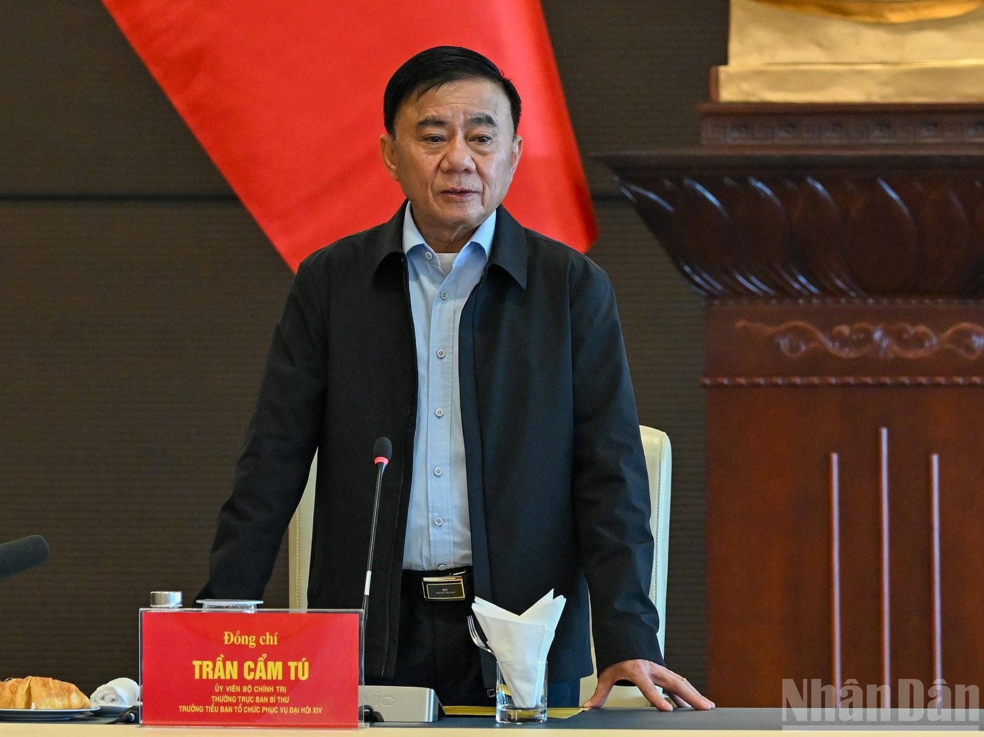 Thường trực Ban Bí thư Trần Cẩm Tú phát biểu kết luận buổi làm việc. (Ảnh: DUY LINH) ndo_br_bnd-4101.jpg